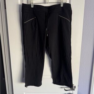 ATHLETA, metro slouch black, nice!